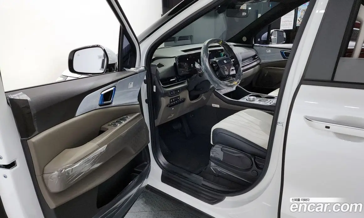Kia Carnival 2025 1.6 автомат (гидро), фото 10 Kia Carnival 2025 1.6 автомат (гидро), фото 10
