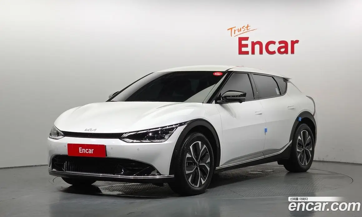 Kia EV6 2024 0.1 автомат (гидро), фото 1 Kia EV6 2024 0.1 автомат (гидро), фото 1