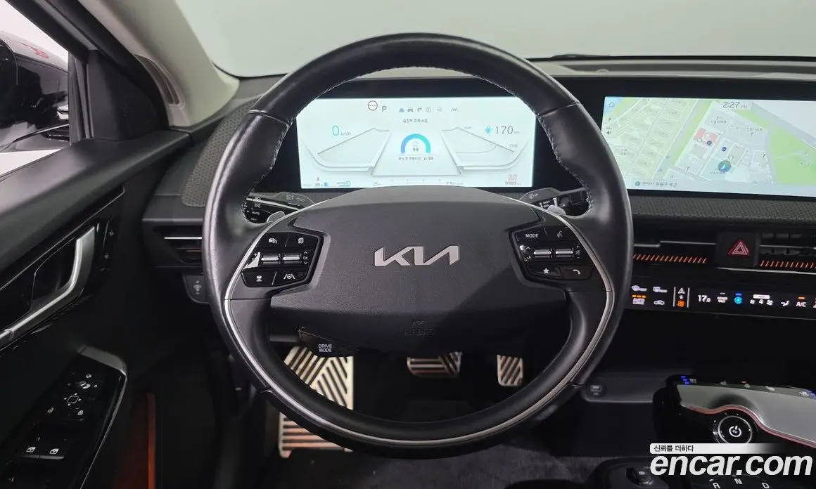 Kia EV6 2024 0.1 автомат (гидро), фото 18 Kia EV6 2024 0.1 автомат (гидро), фото 18
