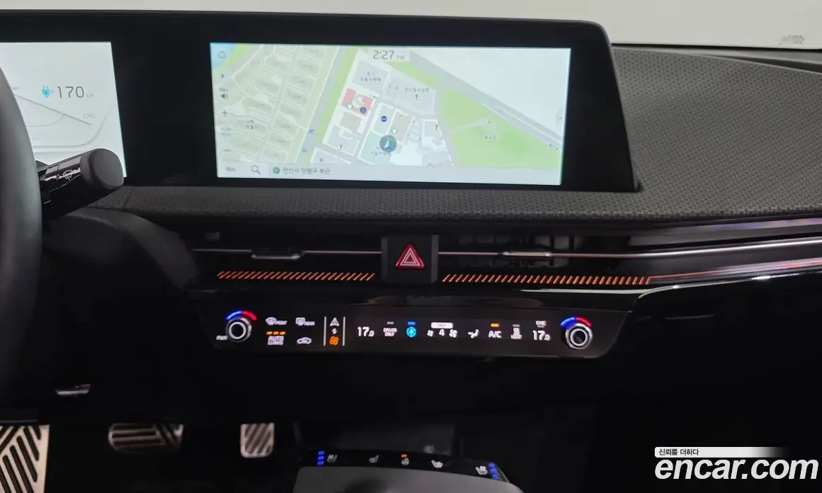 Kia EV6 2024 0.1 автомат (гидро), фото 30 Kia EV6 2024 0.1 автомат (гидро), фото 30