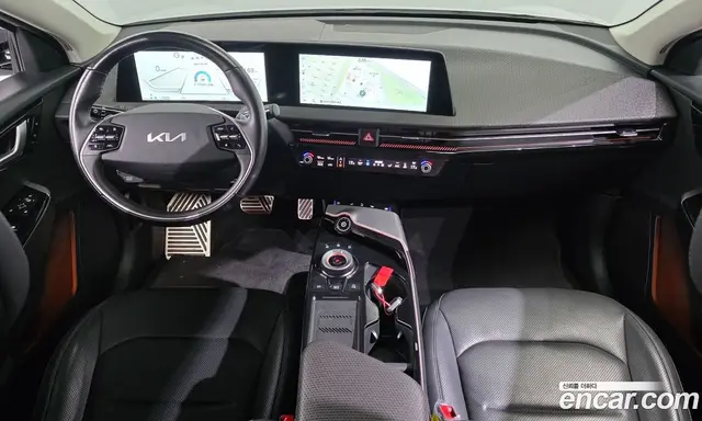 Kia EV6 2024 0.1 автомат (гидро), миниатюра 10 Kia EV6 2024 0.1 автомат (гидро), миниатюра 10