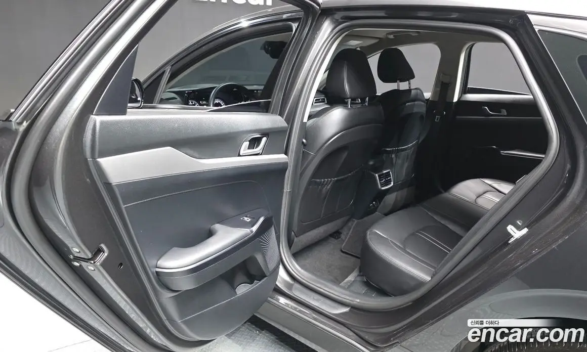 Kia K5 (Optima) 2023 2.0 автомат (гидро), фото 16 Kia K5 (Optima) 2023 2.0 автомат (гидро), фото 16
