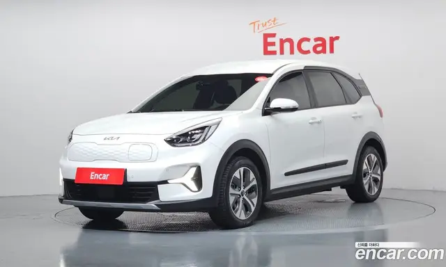 Kia Niro 2023 0.2 автомат (гидро), миниатюра 1 Kia Niro 2023 0.2 автомат (гидро), миниатюра 1