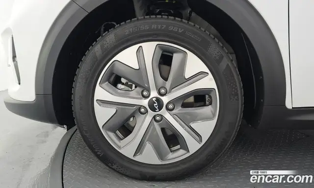 Kia Niro 2023 0.2 автомат (гидро), миниатюра 5 Kia Niro 2023 0.2 автомат (гидро), миниатюра 5