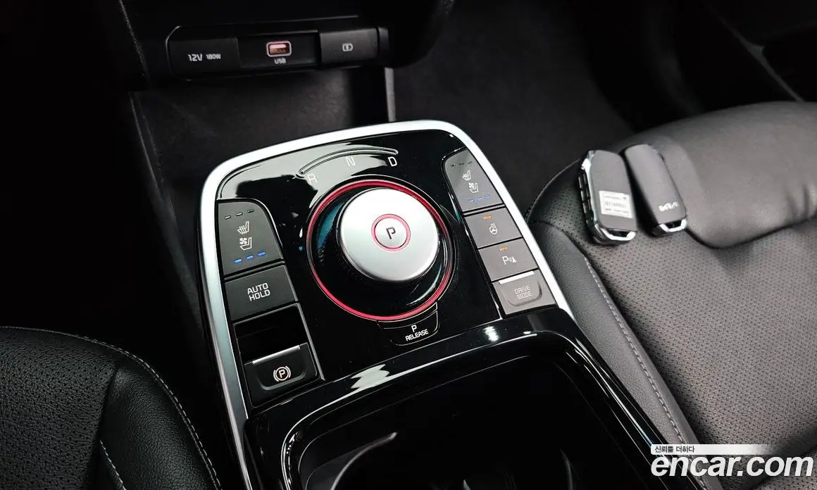 Kia Niro 2023 0.2 автомат (гидро), фото 9 Kia Niro 2023 0.2 автомат (гидро), фото 9