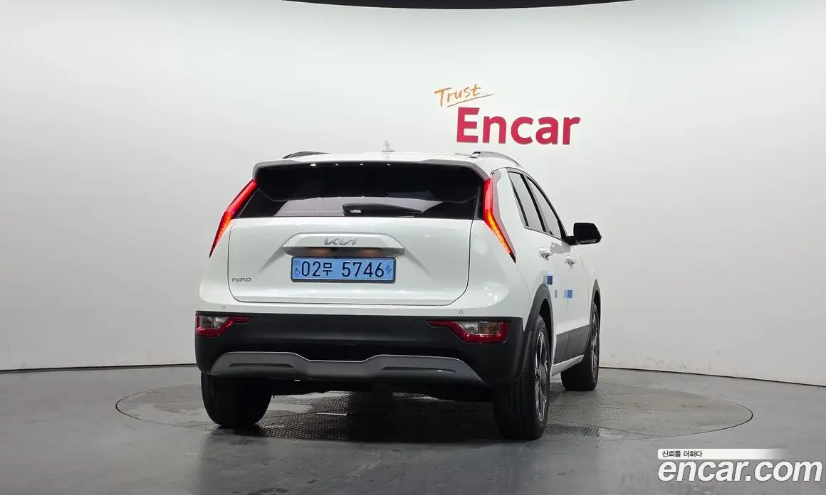 Kia Niro 2023 0.2 автомат (гидро), фото 4 Kia Niro 2023 0.2 автомат (гидро), фото 4