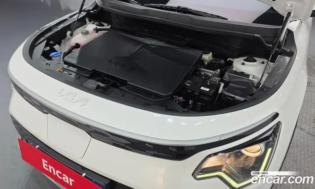 Kia Niro 2023 0.2 автомат (гидро), миниатюра 6 Kia Niro 2023 0.2 автомат (гидро), миниатюра 6