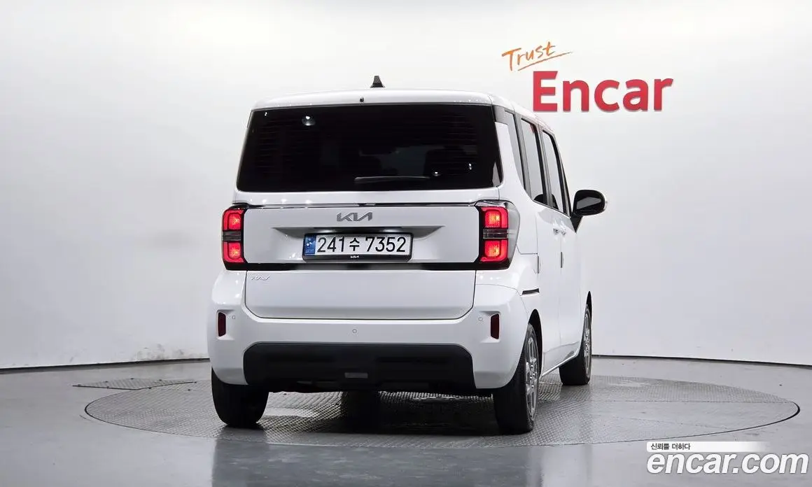 Kia Ray 2024 1.0 автомат (гидро), фото 3 Kia Ray 2024 1.0 автомат (гидро), фото 3