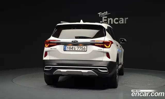 Kia Seltos 2021 1.6 автомат (гидро), миниатюра 4