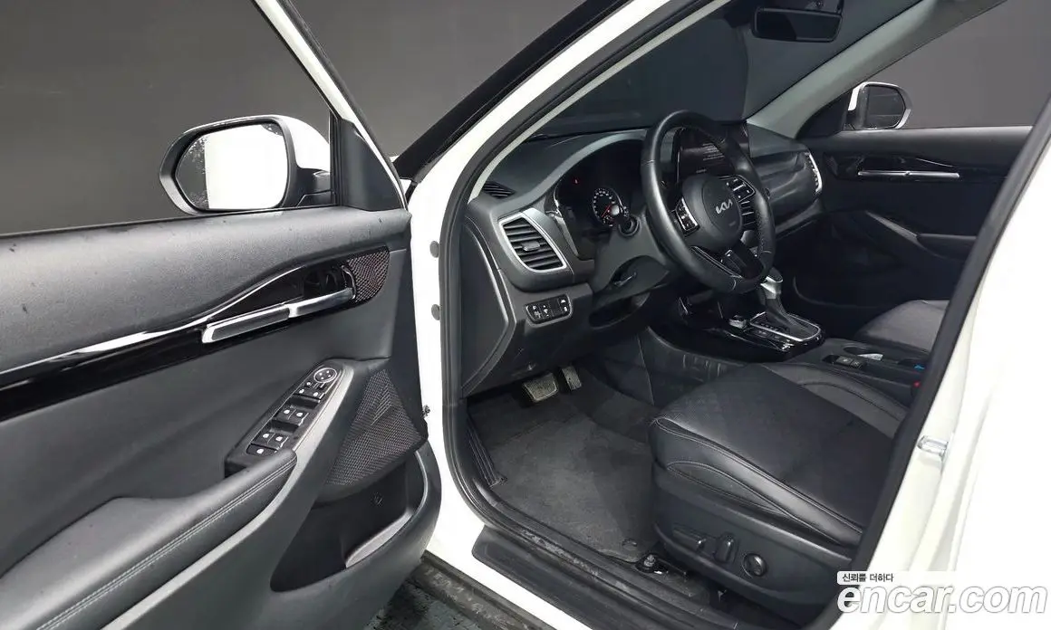 Kia Seltos 2022 1.6 автомат (гидро), фото 11 Kia Seltos 2022 1.6 автомат (гидро), фото 11