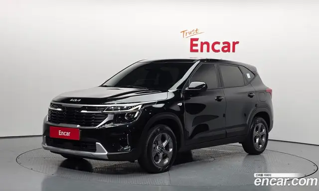 Kia Seltos 2023 1.6 автомат (гидро), миниатюра 1 Kia Seltos 2023 1.6 автомат (гидро), миниатюра 1