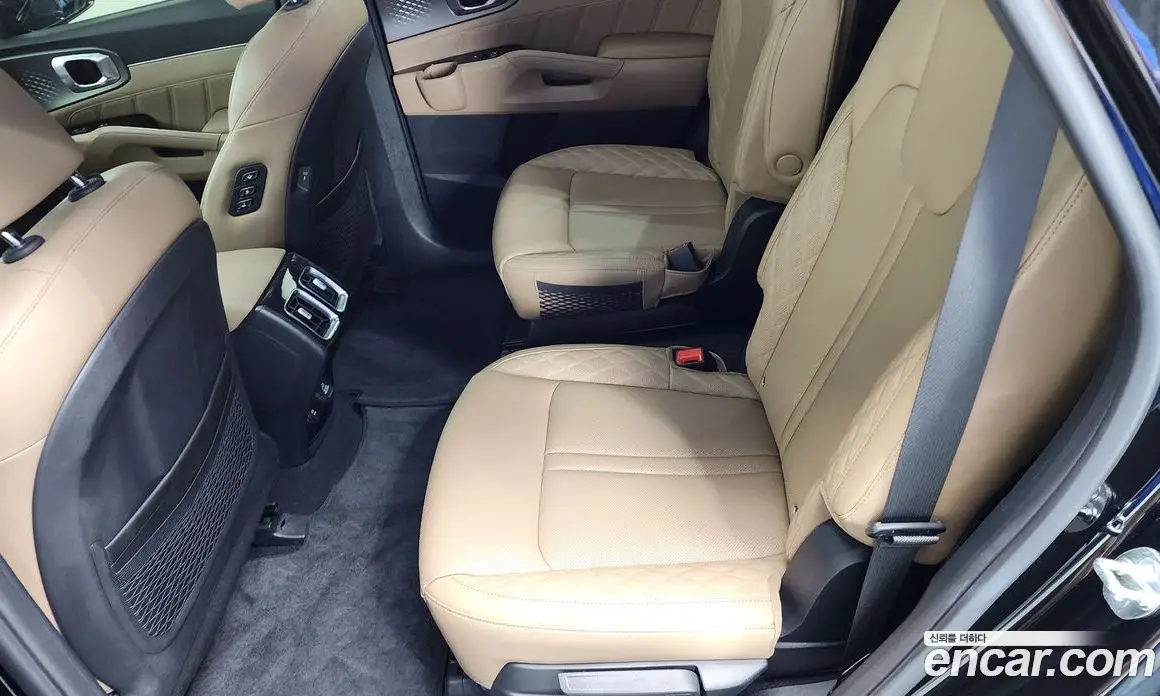 Kia Sorento 2024 1.6 автомат (гидро), фото 16 Kia Sorento 2024 1.6 автомат (гидро), фото 16