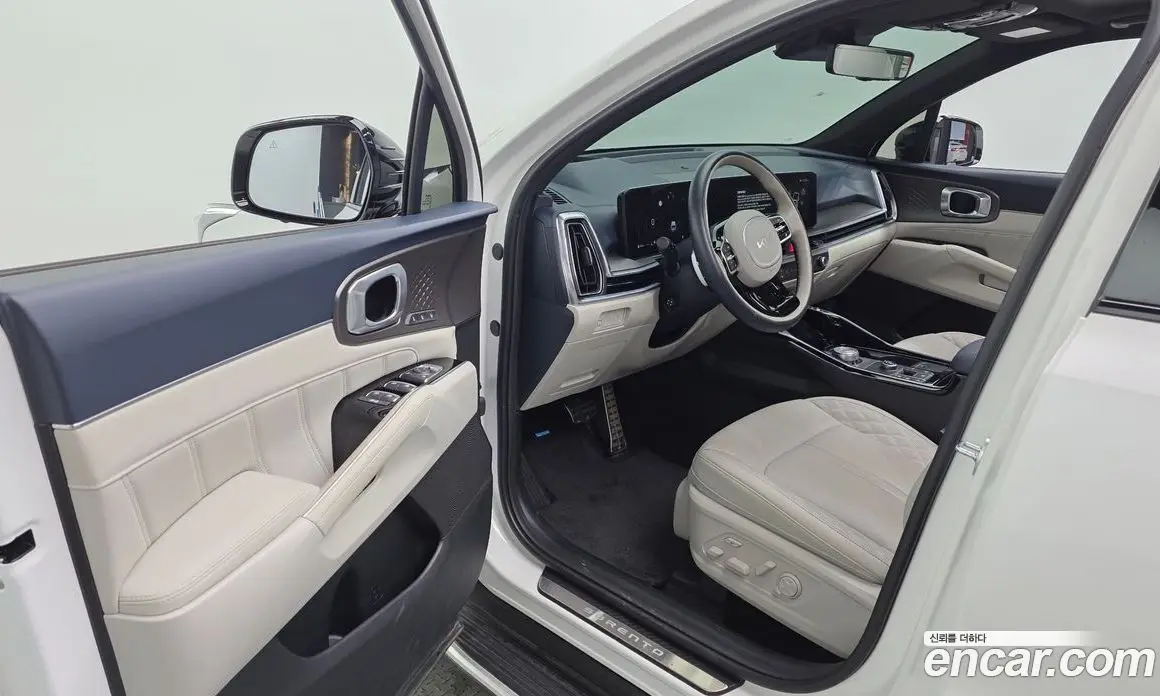 Kia Sorento 2024 1.6 автомат (гидро), фото 13 Kia Sorento 2024 1.6 автомат (гидро), фото 13
