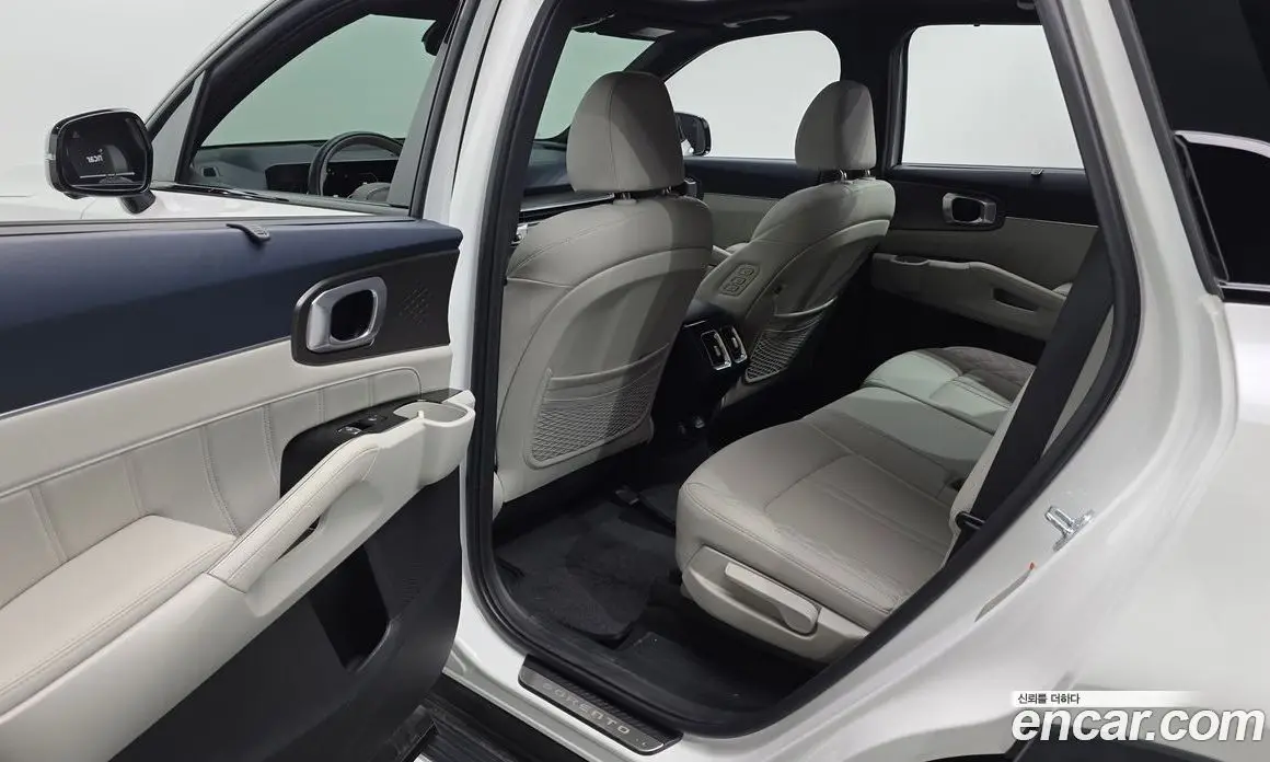 Kia Sorento 2024 1.6 автомат (гидро), фото 18 Kia Sorento 2024 1.6 автомат (гидро), фото 18