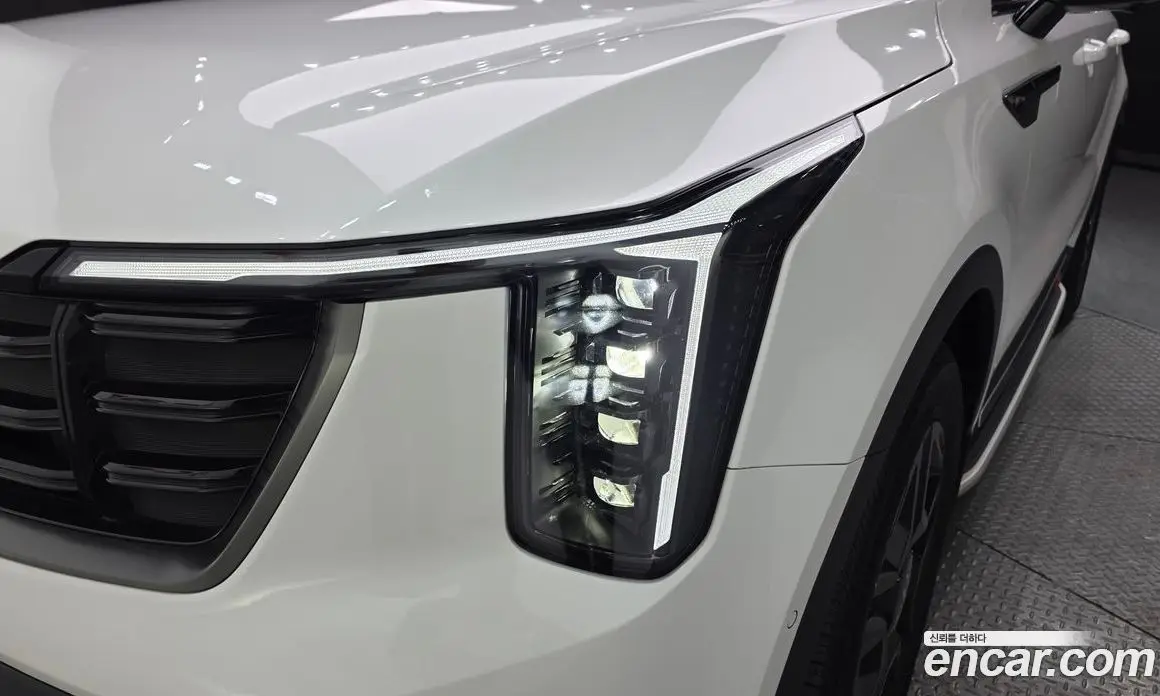 Kia Sorento 2024 1.6 автомат (гидро), фото 8 Kia Sorento 2024 1.6 автомат (гидро), фото 8