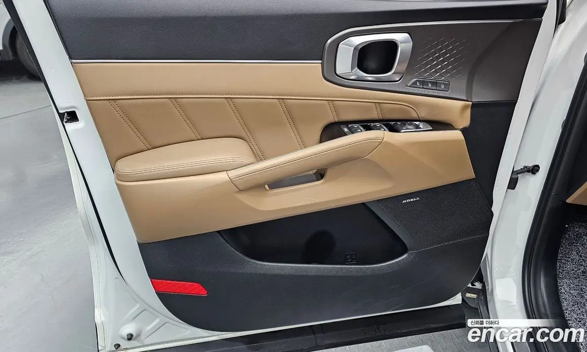 Kia Sorento 2024 1.6 автомат (гидро), фото 13 Kia Sorento 2024 1.6 автомат (гидро), фото 13