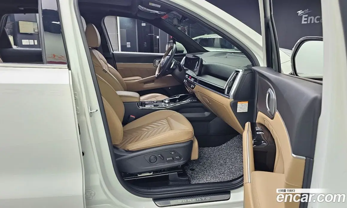 Kia Sorento 2024 1.6 автомат (гидро), фото 15 Kia Sorento 2024 1.6 автомат (гидро), фото 15