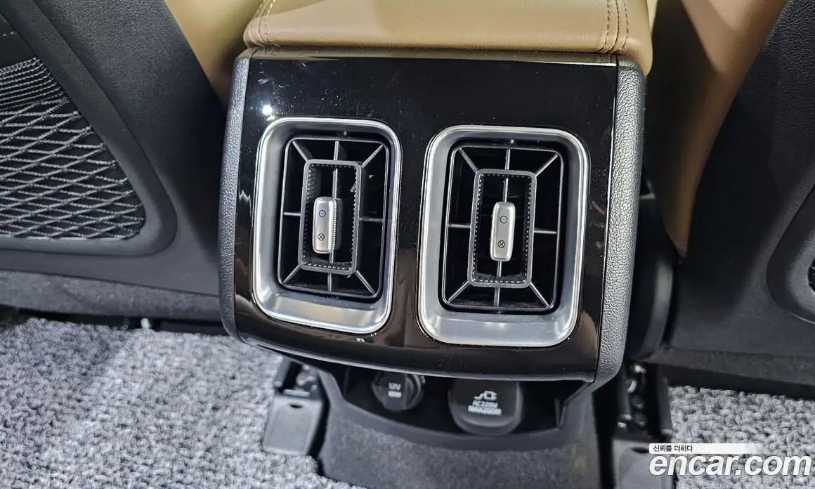 Kia Sorento 2024 1.6 автомат (гидро), фото 29 Kia Sorento 2024 1.6 автомат (гидро), фото 29