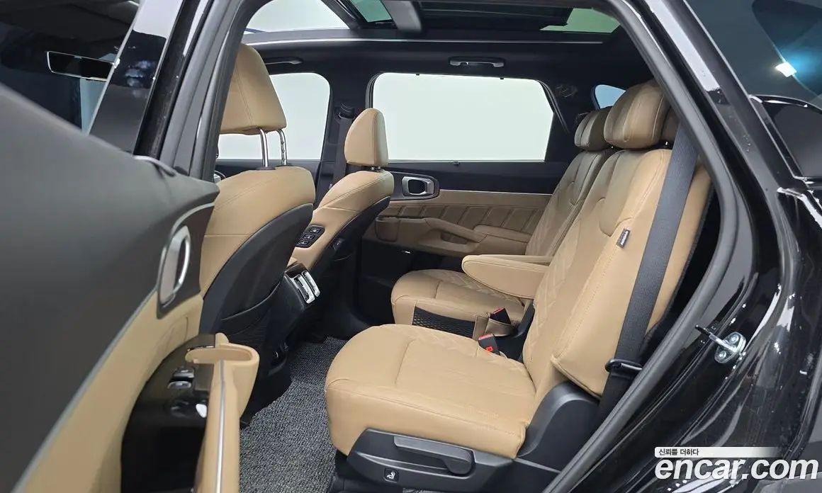 Kia Sorento 2026 2.2 автомат (гидро), фото 18 Kia Sorento 2026 2.2 автомат (гидро), фото 18