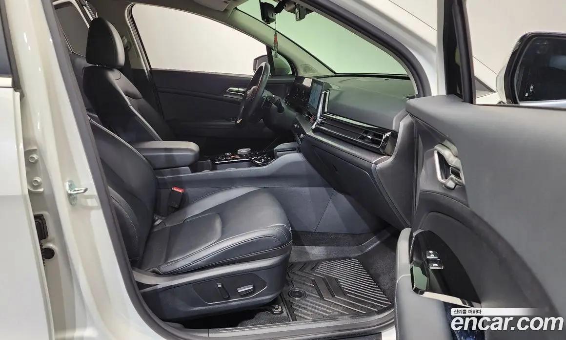 Kia Sportage 2024 1.6 автомат (гидро), фото 16 Kia Sportage 2024 1.6 автомат (гидро), фото 16