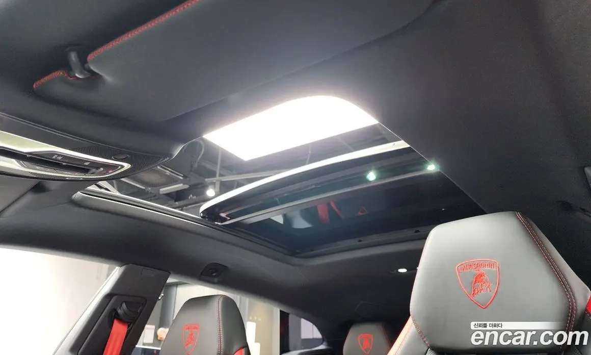 Lamborghini Urus 2023 4.0 автомат (гидро), фото 24 Lamborghini Urus 2023 4.0 автомат (гидро), фото 24