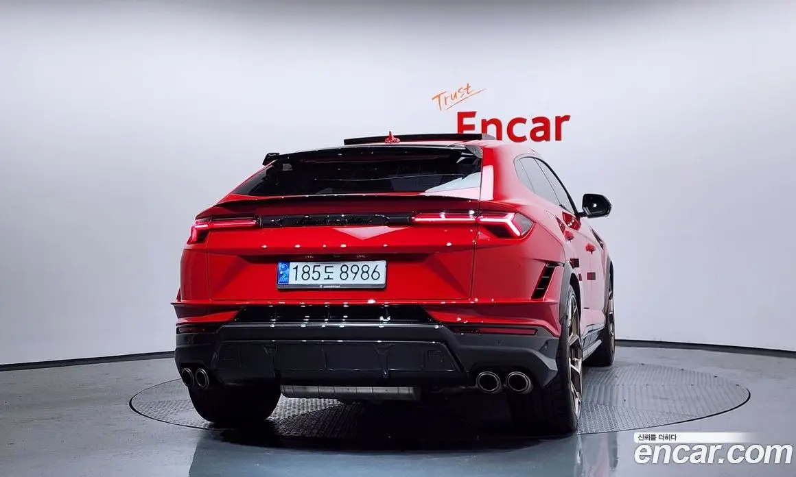 Lamborghini Urus 2023 4.0 автомат (гидро), фото 4 Lamborghini Urus 2023 4.0 автомат (гидро), фото 4