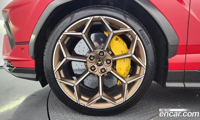 Lamborghini Urus 2023 4.0 автомат (гидро), миниатюра 5 Lamborghini Urus 2023 4.0 автомат (гидро), миниатюра 5