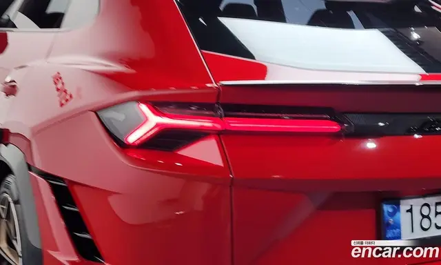 Lamborghini Urus 2023 4.0 автомат (гидро), миниатюра 9 Lamborghini Urus 2023 4.0 автомат (гидро), миниатюра 9
