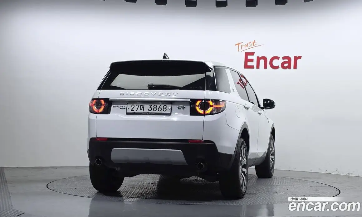 Land Rover Discovery Sport 2018 2.0 автомат (гидро), фото 4 Land Rover Discovery Sport 2018 2.0 автомат (гидро), фото 4