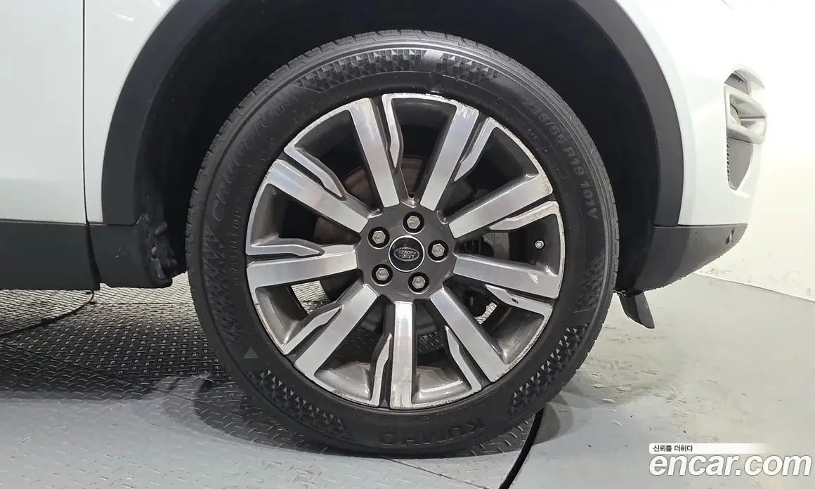Land Rover Discovery Sport 2018 2.0 автомат (гидро), фото 7 Land Rover Discovery Sport 2018 2.0 автомат (гидро), фото 7