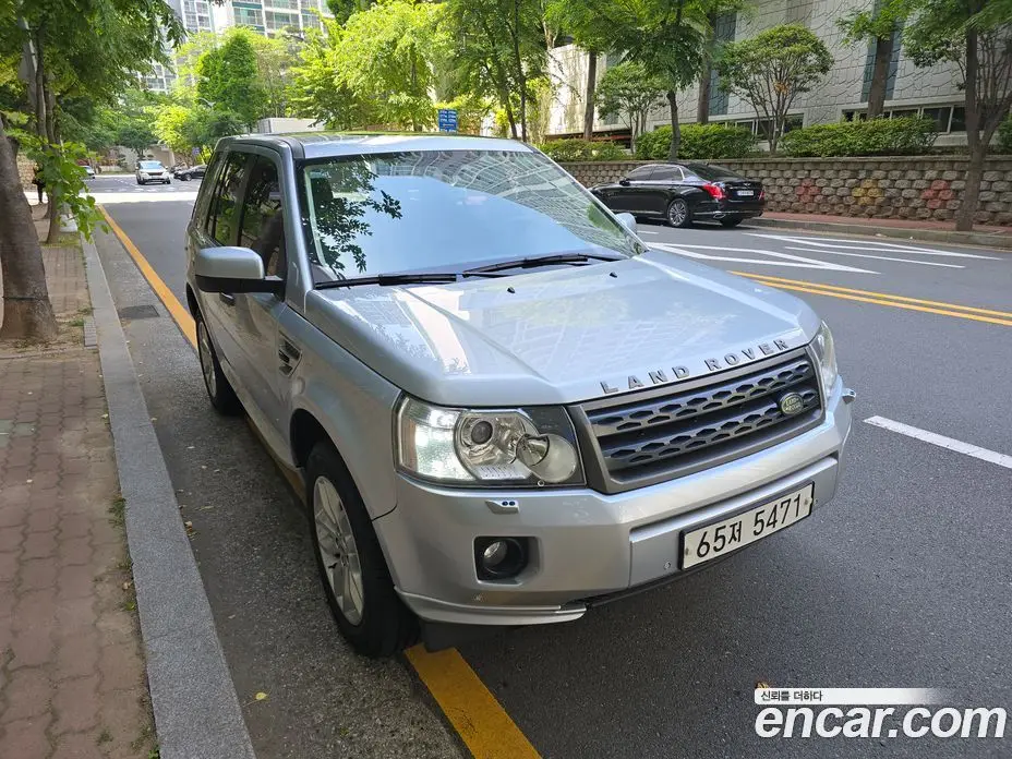 Land Rover Freelander 2011 2.2 автомат (гидро), фото 14 Land Rover Freelander 2011 2.2 автомат (гидро), фото 14