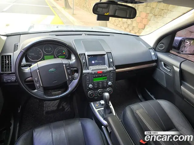 Land Rover Freelander 2011 2.2 автомат (гидро), миниатюра 7 Land Rover Freelander 2011 2.2 автомат (гидро), миниатюра 7