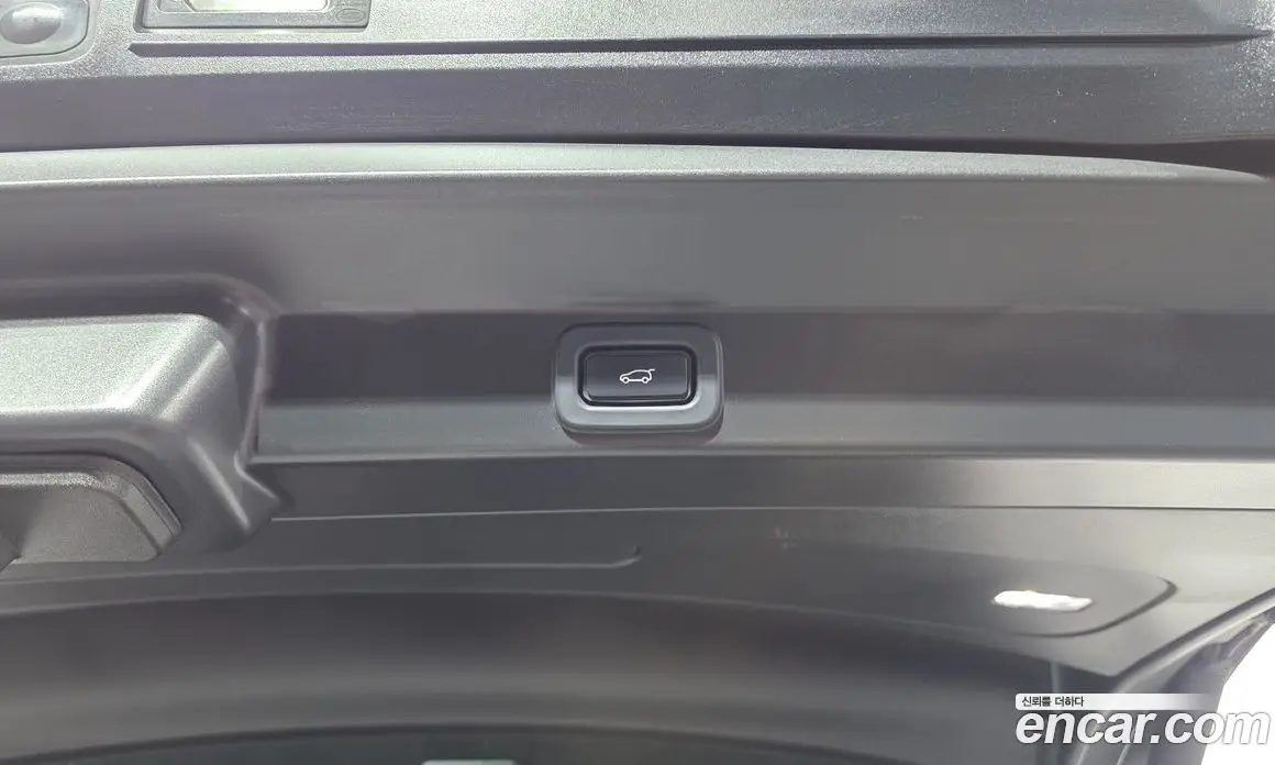 Land Rover Range Rover Sport 2023 3.0 автомат (гидро), фото 23 Land Rover Range Rover Sport 2023 3.0 автомат (гидро), фото 23