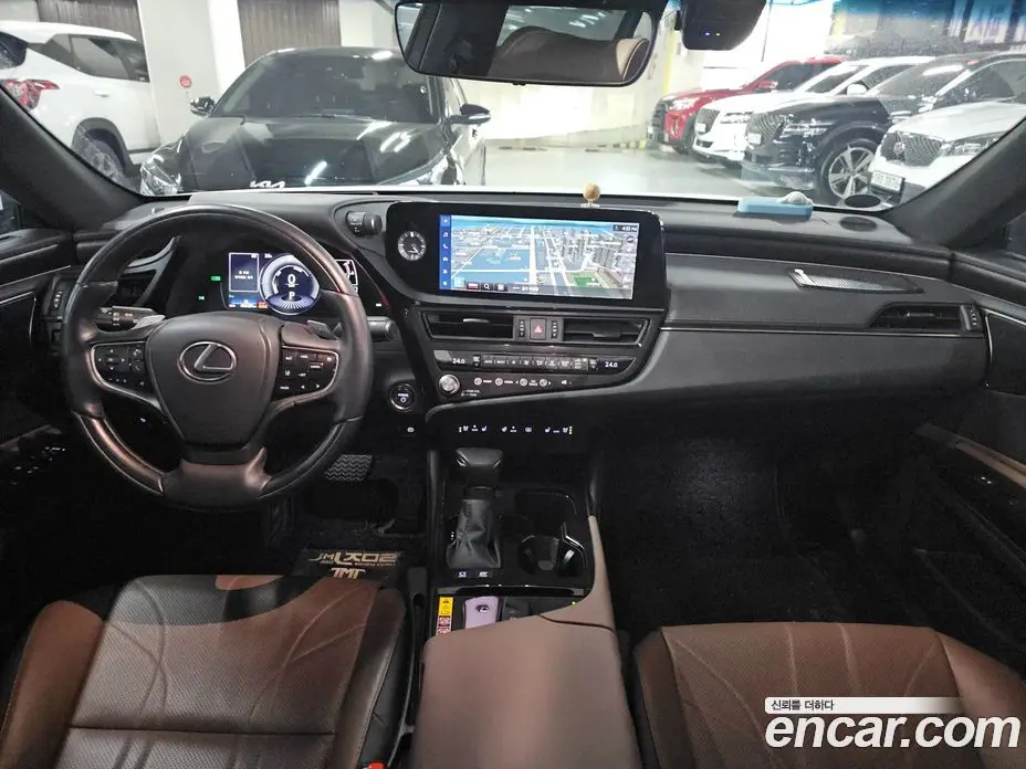 Lexus ES 2023 2.5 автомат (гидро), фото 7 Lexus ES 2023 2.5 автомат (гидро), фото 7