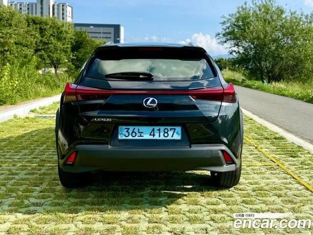 Lexus UX 2022 0.2 автомат (гидро), миниатюра 3