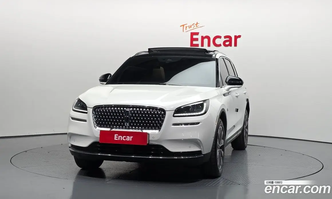 Lincoln Corsair 2022 2.0 автомат (гидро), фото 3 Lincoln Corsair 2022 2.0 автомат (гидро), фото 3