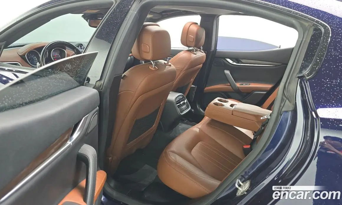 Maserati Ghibli 2017 3.0 автомат (гидро), фото 12 Maserati Ghibli 2017 3.0 автомат (гидро), фото 12