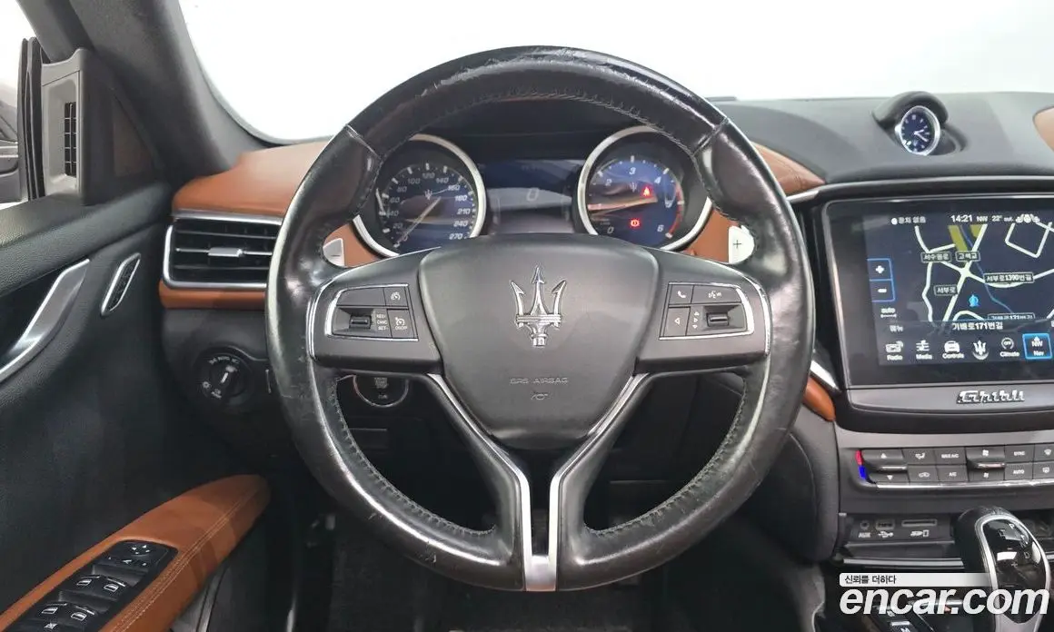 Maserati Ghibli 2017 3.0 автомат (гидро), фото 15 Maserati Ghibli 2017 3.0 автомат (гидро), фото 15