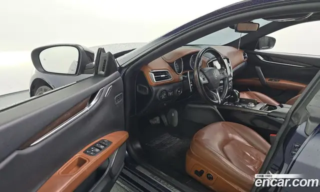 Maserati Ghibli 2017 3.0 автомат (гидро), миниатюра 10 Maserati Ghibli 2017 3.0 автомат (гидро), миниатюра 10