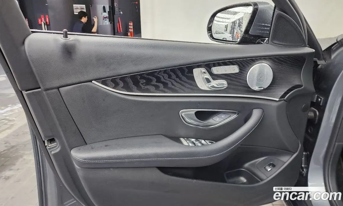 Mercedes-Benz E-Class 2018 2.0 автомат (гидро), фото 14