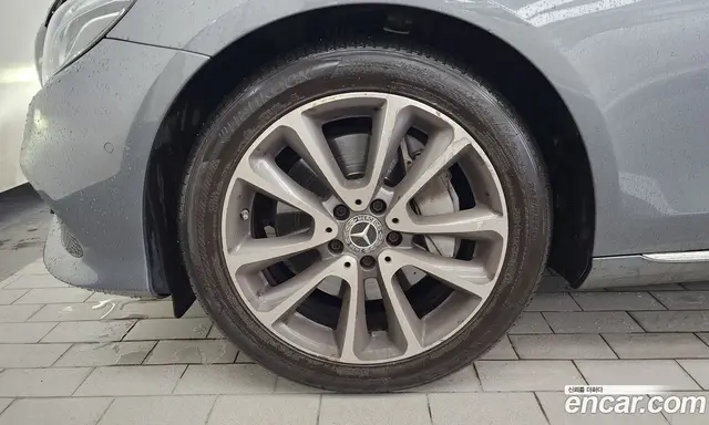 Mercedes-Benz E-Class 2018 2.0 автомат (гидро), миниатюра 5