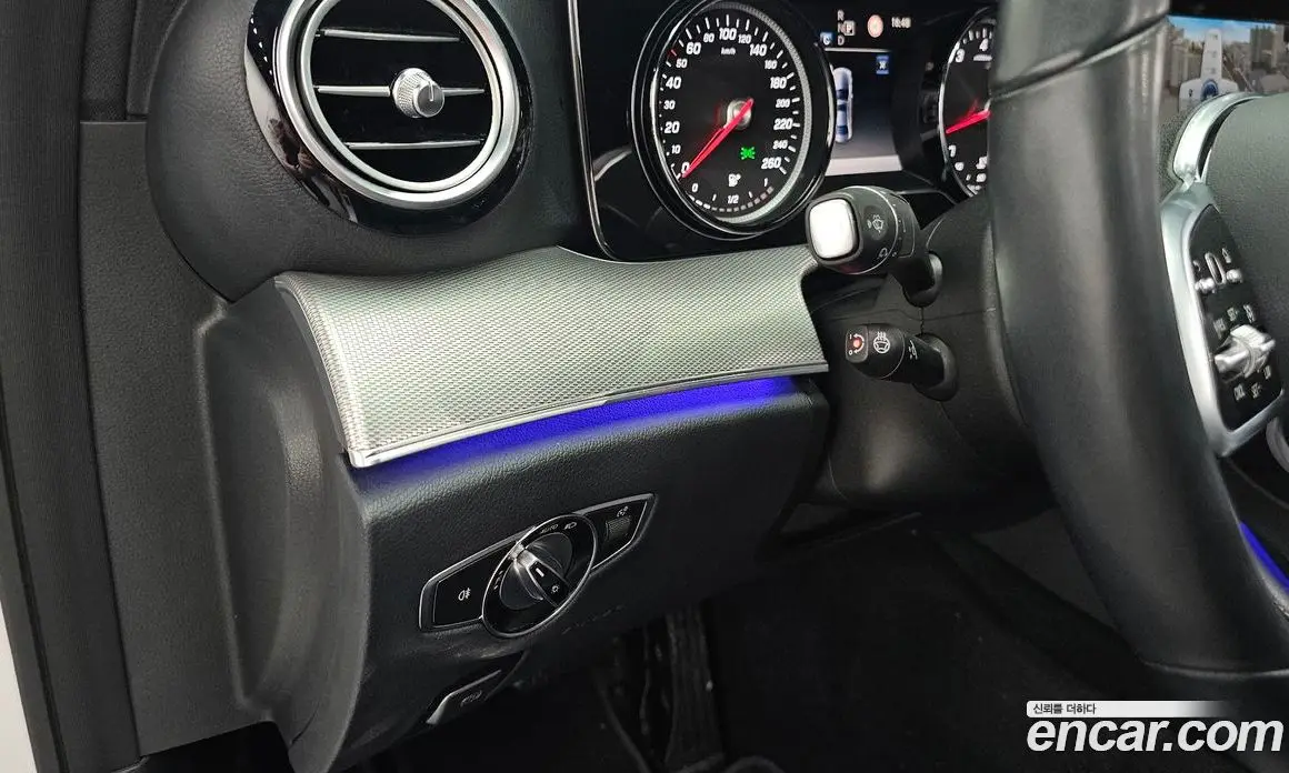 Mercedes-Benz E-Class 2018 2.0 автомат (гидро), фото 27 Mercedes-Benz E-Class 2018 2.0 автомат (гидро), фото 27