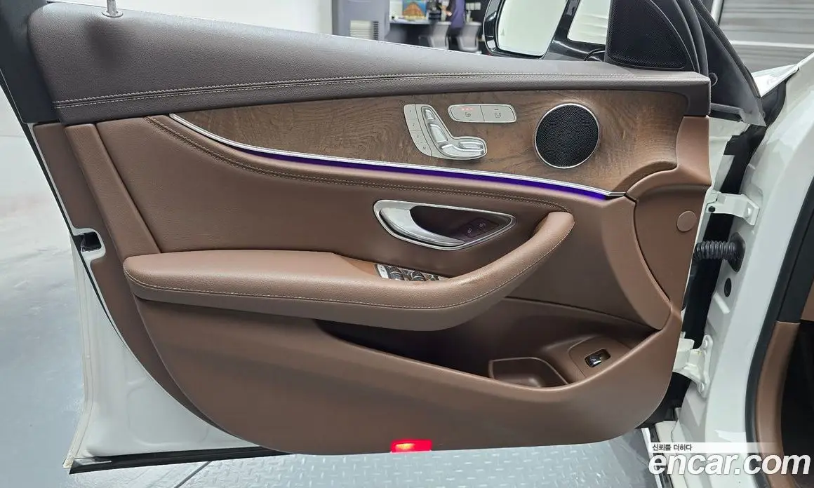 Mercedes-Benz E-Class 2019 1.9 автомат (гидро), фото 14
