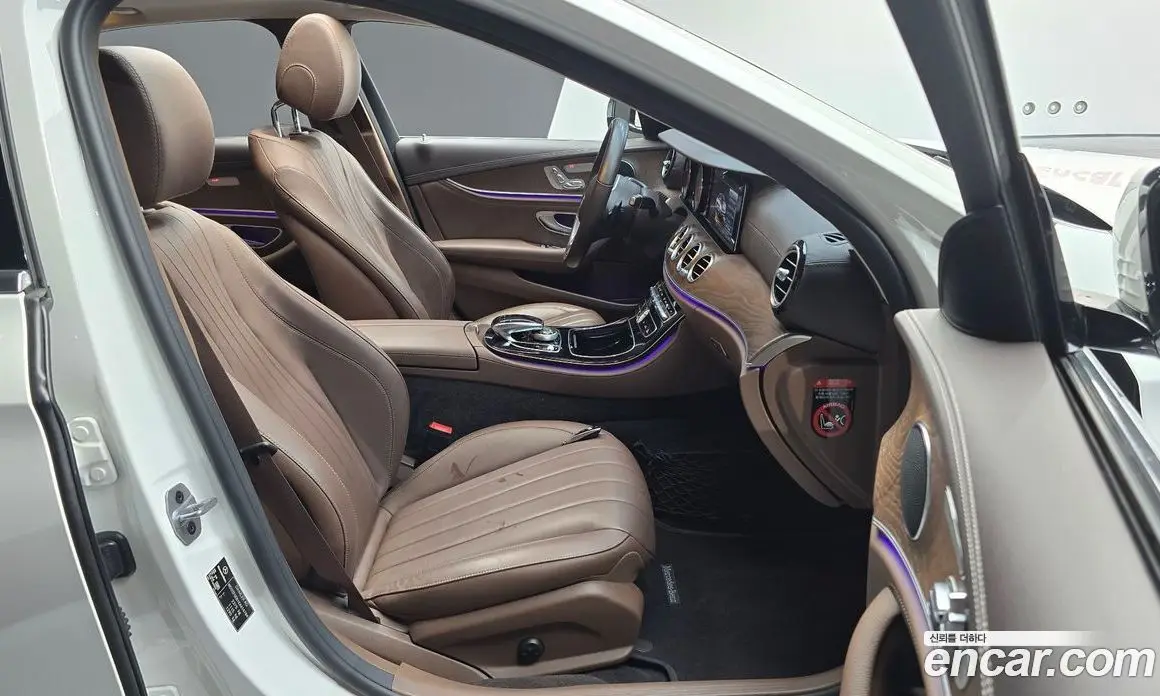 Mercedes-Benz E-Class 2019 1.9 автомат (гидро), фото 16