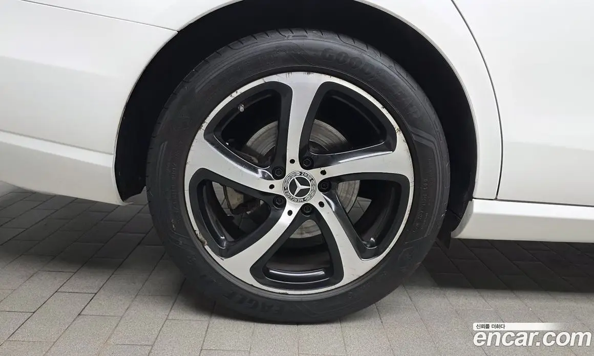 Mercedes-Benz E-Class 2020 2.0 автомат (гидро), фото 5