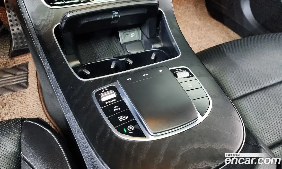 Mercedes-Benz E-Class 2022 1.9 автомат (гидро), фото 28 Mercedes-Benz E-Class 2022 1.9 автомат (гидро), фото 28