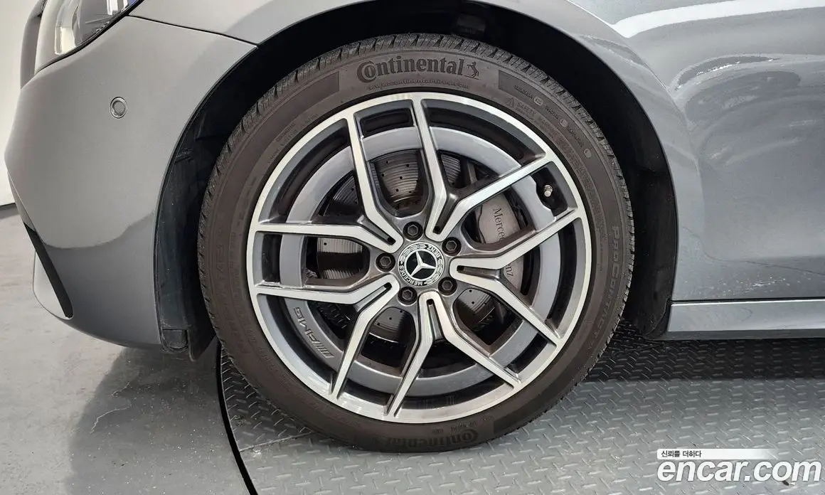 Mercedes-Benz E-Class 2022 1.9 автомат (гидро), фото 5 Mercedes-Benz E-Class 2022 1.9 автомат (гидро), фото 5