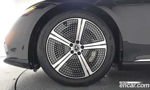 Mercedes-Benz EQS 2022 0.3 автомат (гидро), миниатюра 4 Mercedes-Benz EQS 2022 0.3 автомат (гидро), миниатюра 4