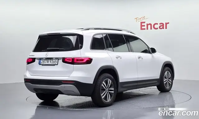 Mercedes-Benz GLB-Class 2021 1.9 автомат (гидро), миниатюра 2 Mercedes-Benz GLB-Class 2021 1.9 автомат (гидро), миниатюра 2