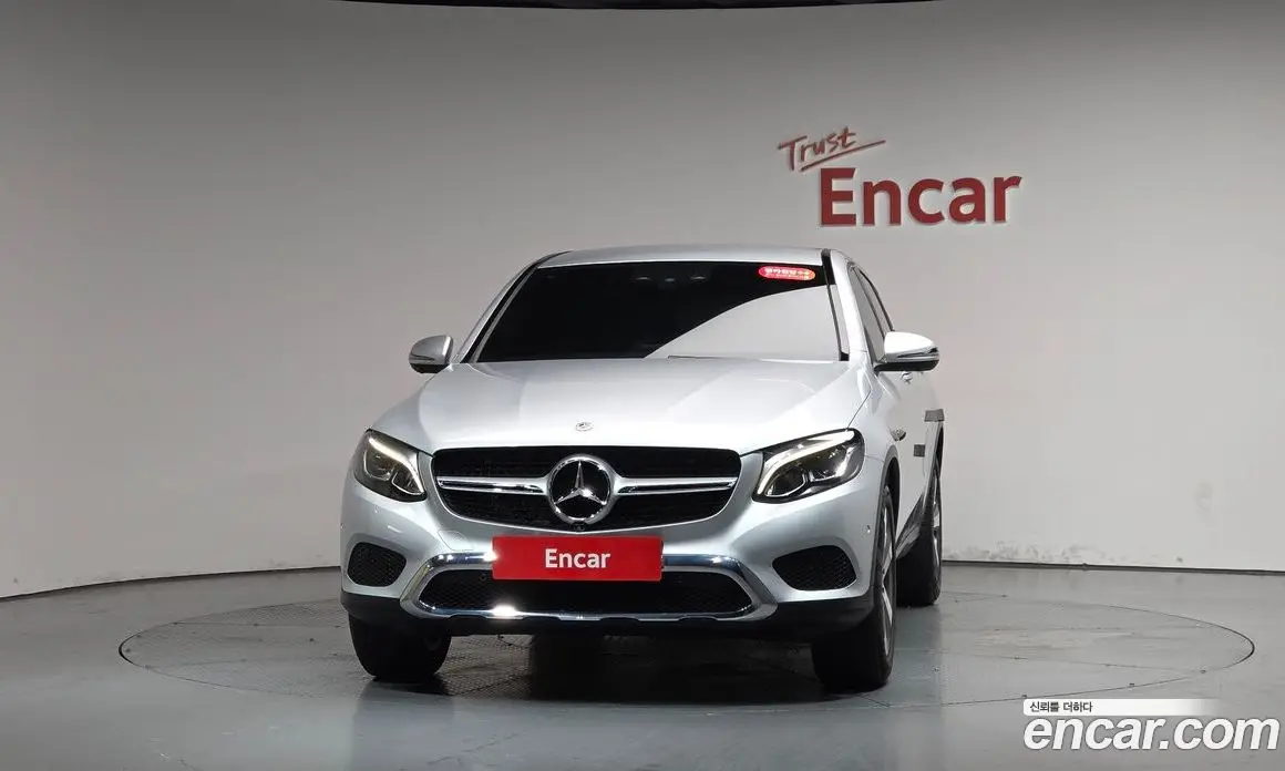 Mercedes-Benz GLC-Class 2019 2.0 автомат (гидро), фото 2 Mercedes-Benz GLC-Class 2019 2.0 автомат (гидро), фото 2